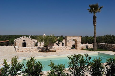 Trulli Oasi Fiorita - Affitto trulli con piscina - Rent a trulli