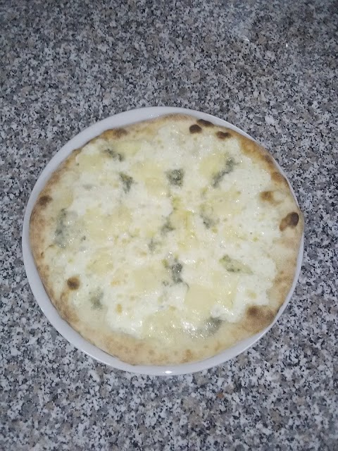 Pizzeria Mistick Pizza2