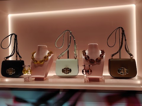 Prada Roma Donna