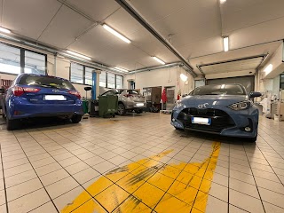 TOYOTA TRS AUTO SERVICE Centro Assistenza Autorizzato