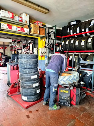 ANDREONI PNEUMATICI S.A.S. - Driver Center Pirelli