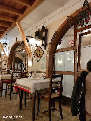 Trattoria Dai Zemei Snc Di Giacomello Francesco E C.