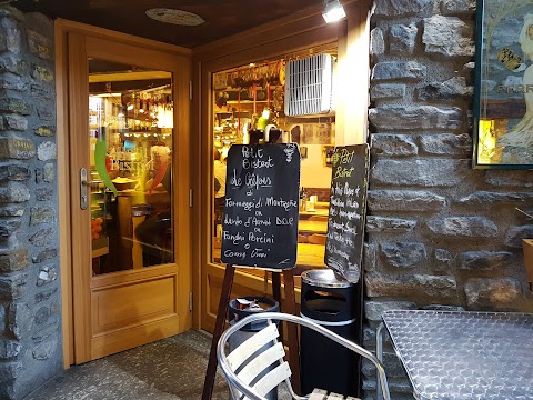 Petit Bistrot Creperie