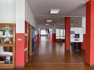 Istituto Tecnico A. De Simoni - M. Quadrio