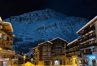 Prosneige Val D'isère, Ecole De Ski, Location De Ski Et Bootfitting