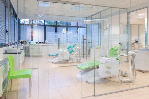 Studio Medico Dentistico Dott. Corrado Ghidini