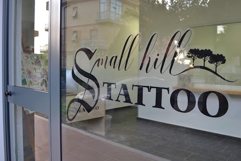 Small hill Tattoo - Sara Collepiccolo