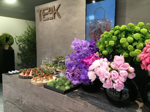 TEaK Flower Design