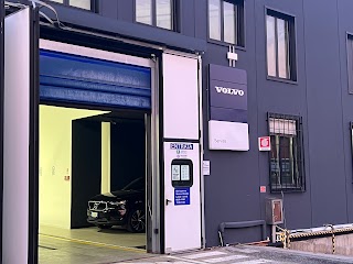 Volvo Auto Bologna - San Lazzaro. A Penske Automotive Dealership