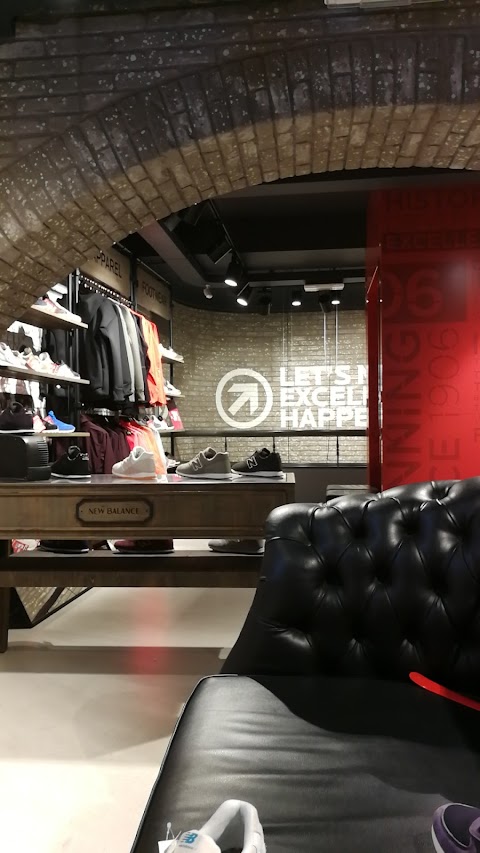 New Balance Store Roma