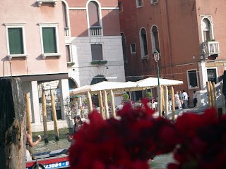 Grand Canal Rialto Palace Lift