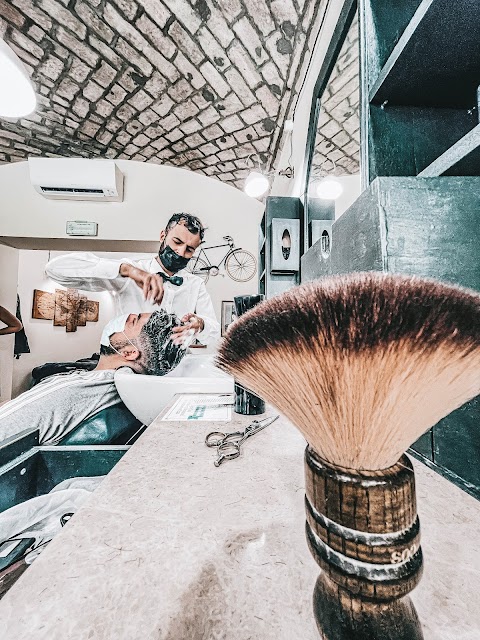 Machete Capelli & Barba - Barberia Parma