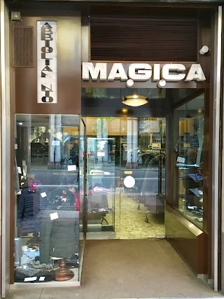 MaGiCa - ABBIGLIAMENTO