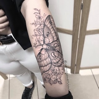 Hide and Seek • Tattoo Shop di Sara Generini