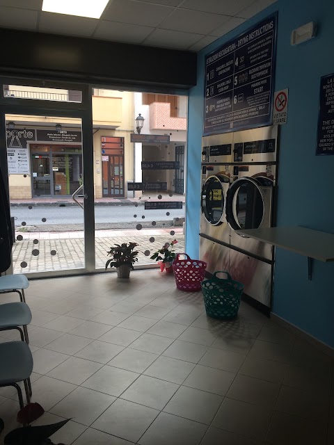 Express Wash Spadafora Lavanderia 24H Self-service