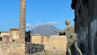 Enjoy Pompeii