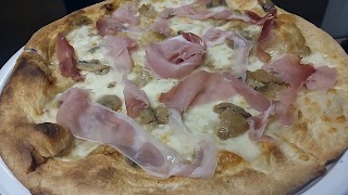 Pizzeria La Luna Nel Pozzo