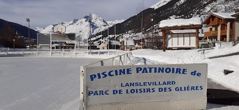 PISCINE et PATINOIRE du Parc de loisirs des Glières VAL CENIS