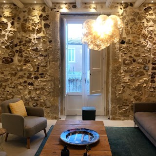 Regine luxury apartment, by Dimore in Sicily