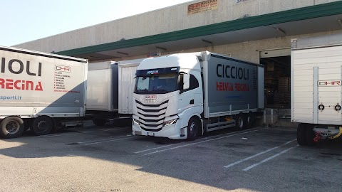 CHR Ciccioli - Helvia Recina sede di Prato- Trasporti, spedizioni, logistica, capi appesi