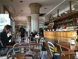 Gianni Bar