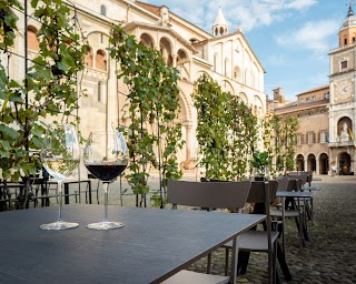 In Vino Veritas - Piazza Grande