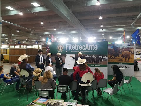 Federazione Nazionale Turismo Equestre