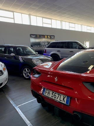 Luxury Garage - Vendita auto usate