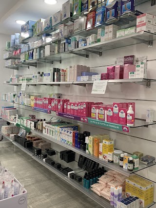 FARMACI PIU' all'interno dell'IPERG