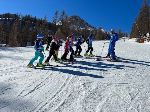 Ski Connections ❄️ School And Ski Rental -Villeneuve