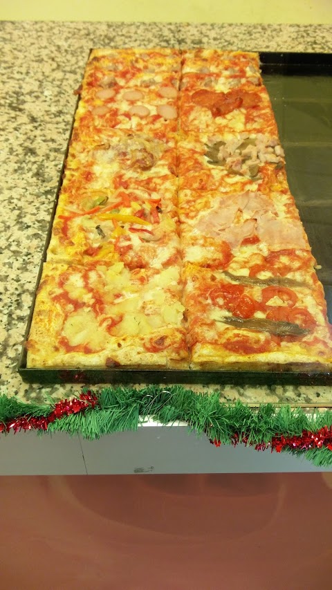 Pizza Shop Maggiolino s.a.s