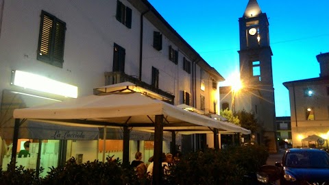 Pizzeria La Lucciola