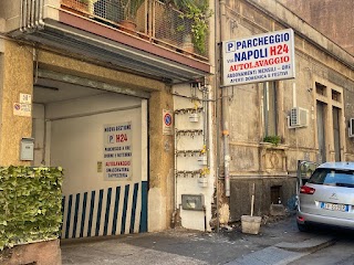 Parcheggio via Napoli H24 - Servizio Lavaggio - Abbonamento mensile Auto Moto - Parcheggio ad Ore - Parcheggio giornaliero - Parcheggio Notturno - Aperto Domenica e Festivi