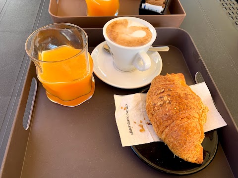 Meridiana Cafe'