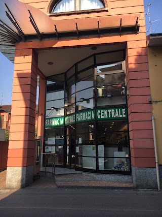 Lafarmacia.Centrale Ferrero