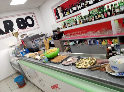 Bar 80'