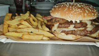 Burger Match - Burger House & Scommesse