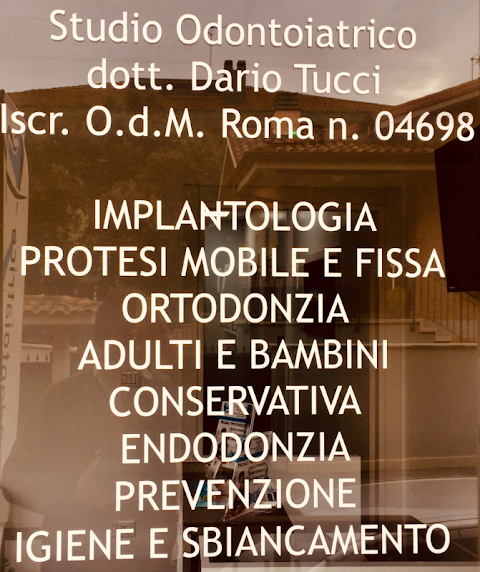 Dentista Dario Tucci