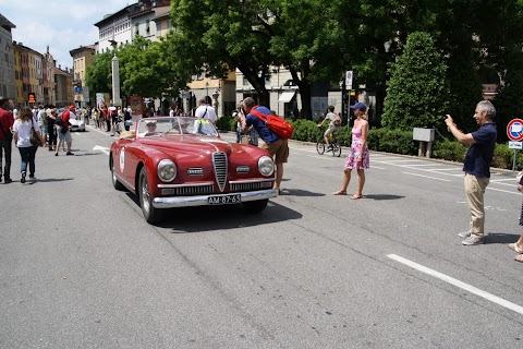 NCC Bergamo Transfer “Private Taxy” Aeroporti, CAB Service, Limousine Service