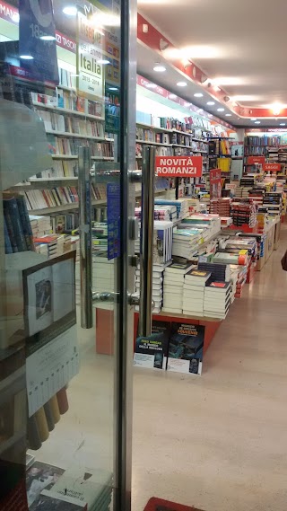 Mondadori Bookstore Avellino