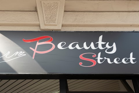 Beauty Street estetica e massaggi, ceretta tradizionale , pulizia del viso