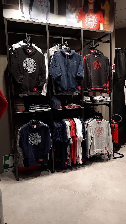 Macron Store Bologna Airport