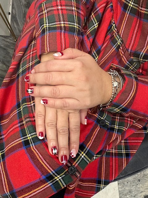 Lisa Nails