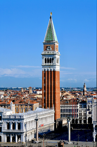 Venice Luxury Boat (Water Taxi)