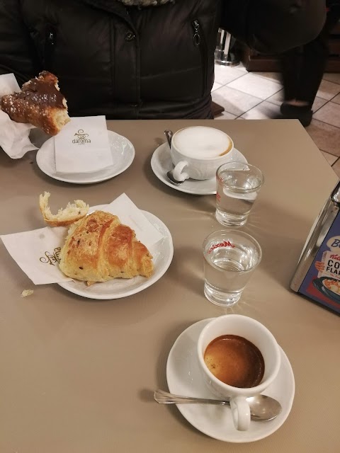 C'Est la Vie Café