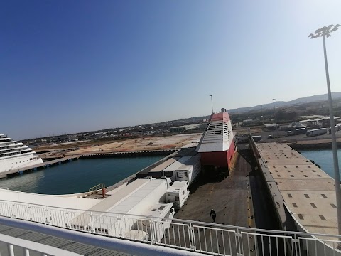 Imbarchi GNV Porto Civitavecchia