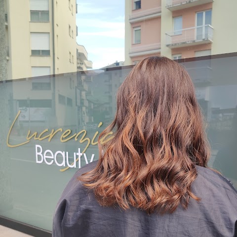 Lucrezia beauty hair