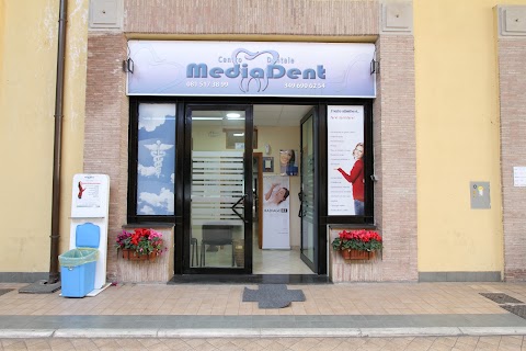 Centro Dentale Mediadent