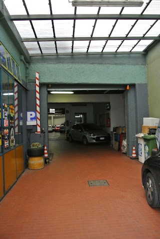 Garage Autofficina F.lli Santamaria S.a.s.