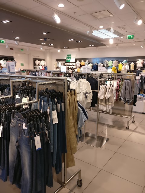 H&M